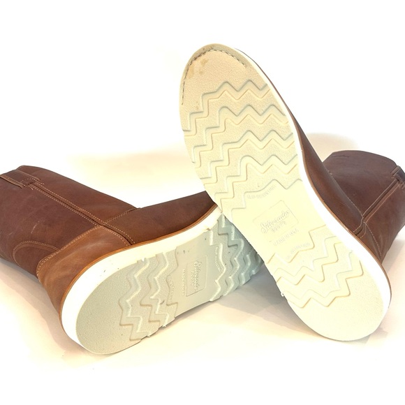 Tan mid-calf pull-on work boots with thick rubber sole and rounded toe - Picture 6 of 10